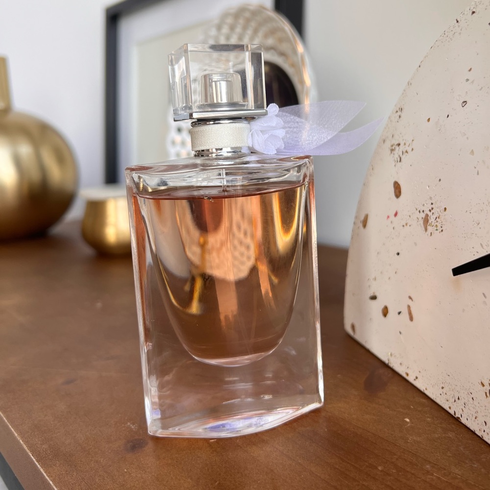 DISCONTINUED Lancome La Vie Est Belle L’Eau de Toilette florale 50ml